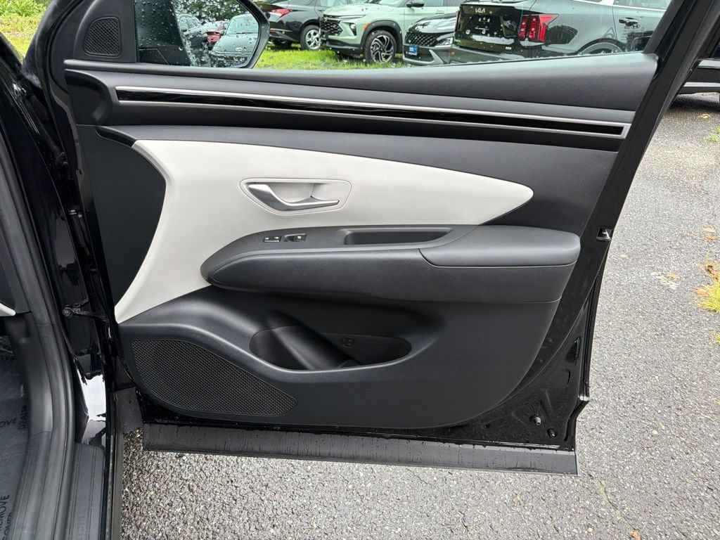 Certified 2023 Hyundai Tucson SEL AWD/4WD image 10