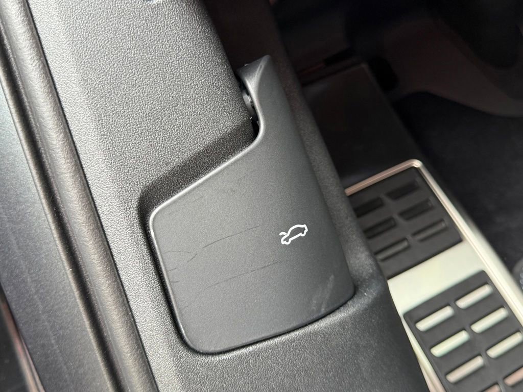 New 2025 Audi SQ5 Prestige image 80