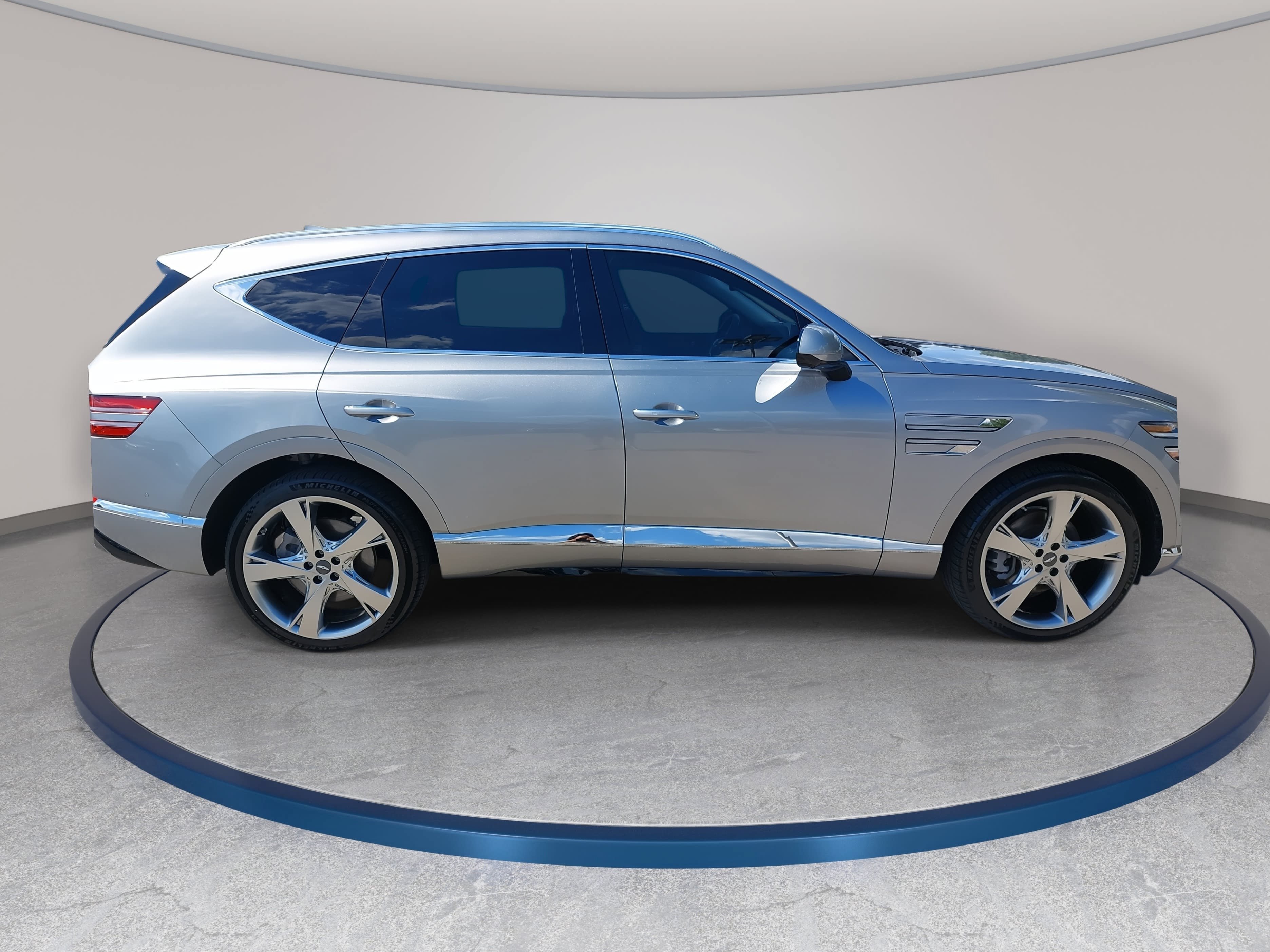 Used 2021 Genesis GV80 2.5T w/ Prestige Package 04 AWD/4WD image 4