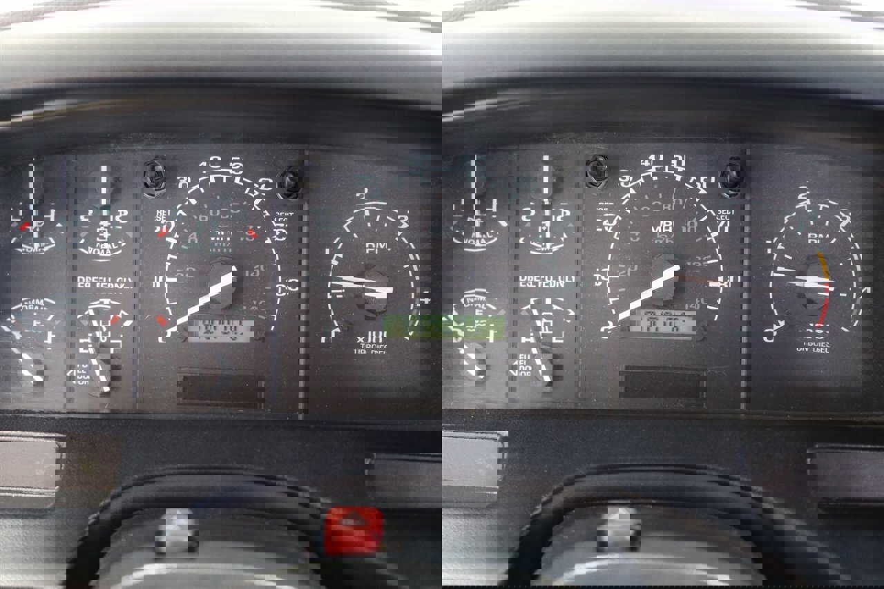 Used 1997 Ford F250 XLT image 78