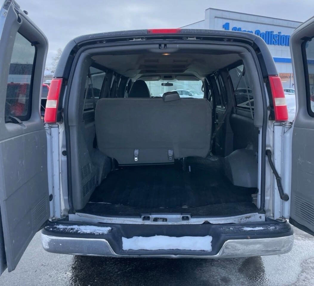 Used 2012 GMC Savana 3500 LS w/ Power Package image 14