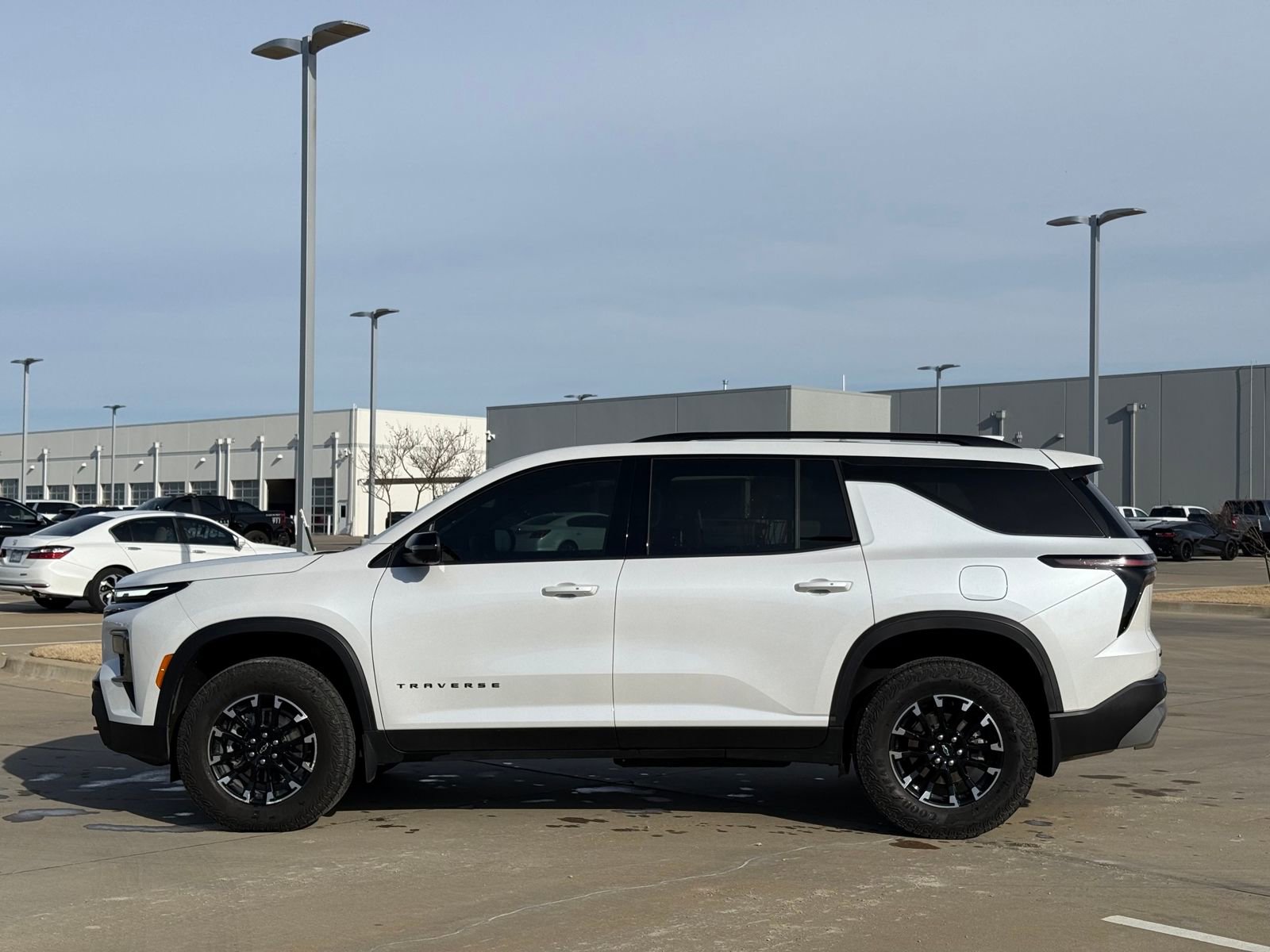 Certified 2024 Chevrolet Traverse Z71 w/ LPO, Floor Liner Package image 4