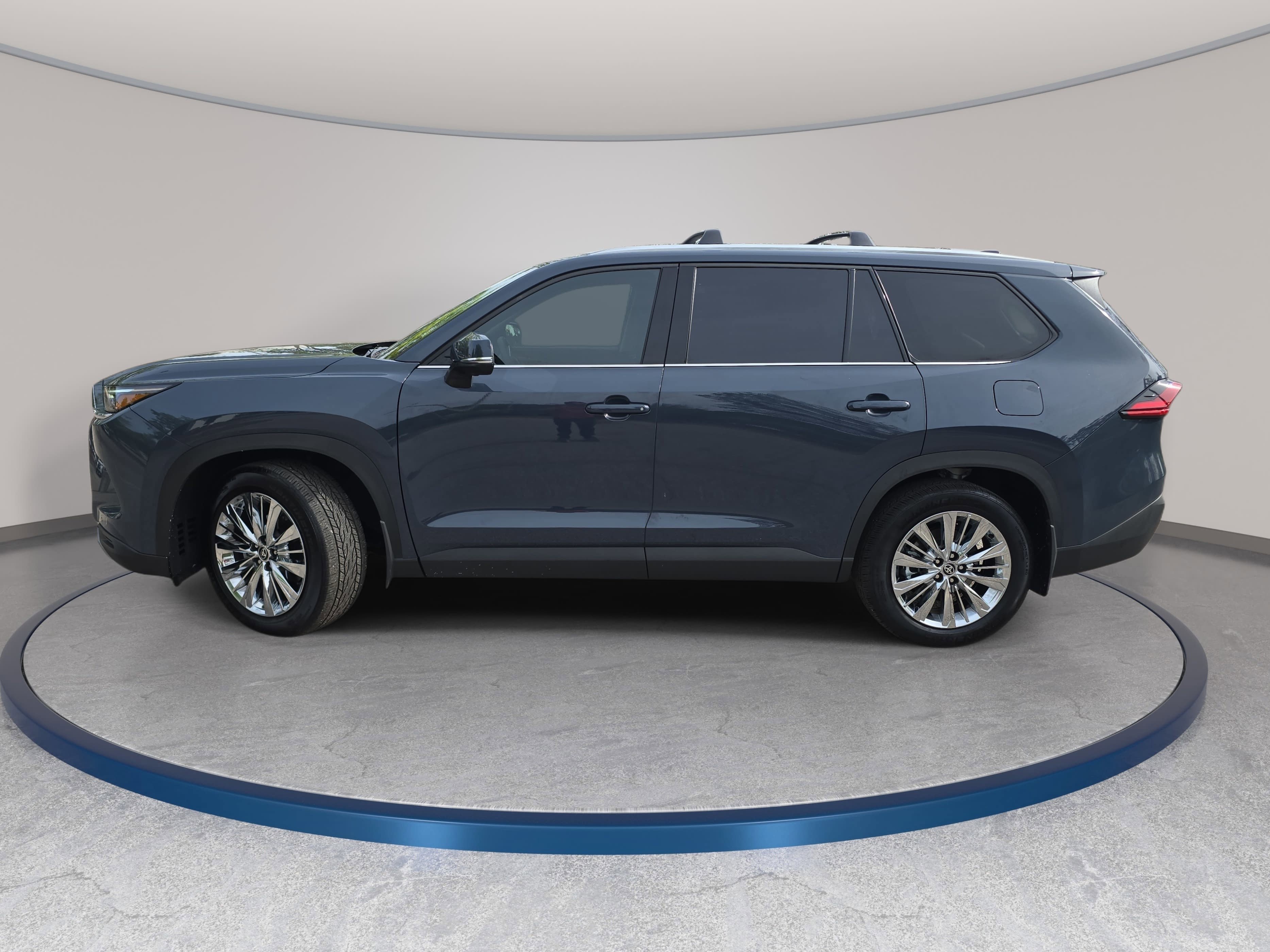 Used 2026 Toyota Grand Highlander Platinum image 8