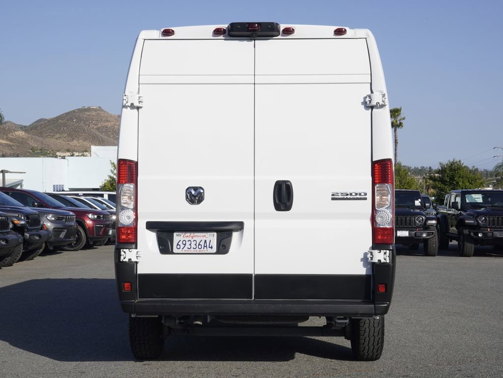 Used 2025 RAM ProMaster 2500 w/ Convenience Group FWD image 5