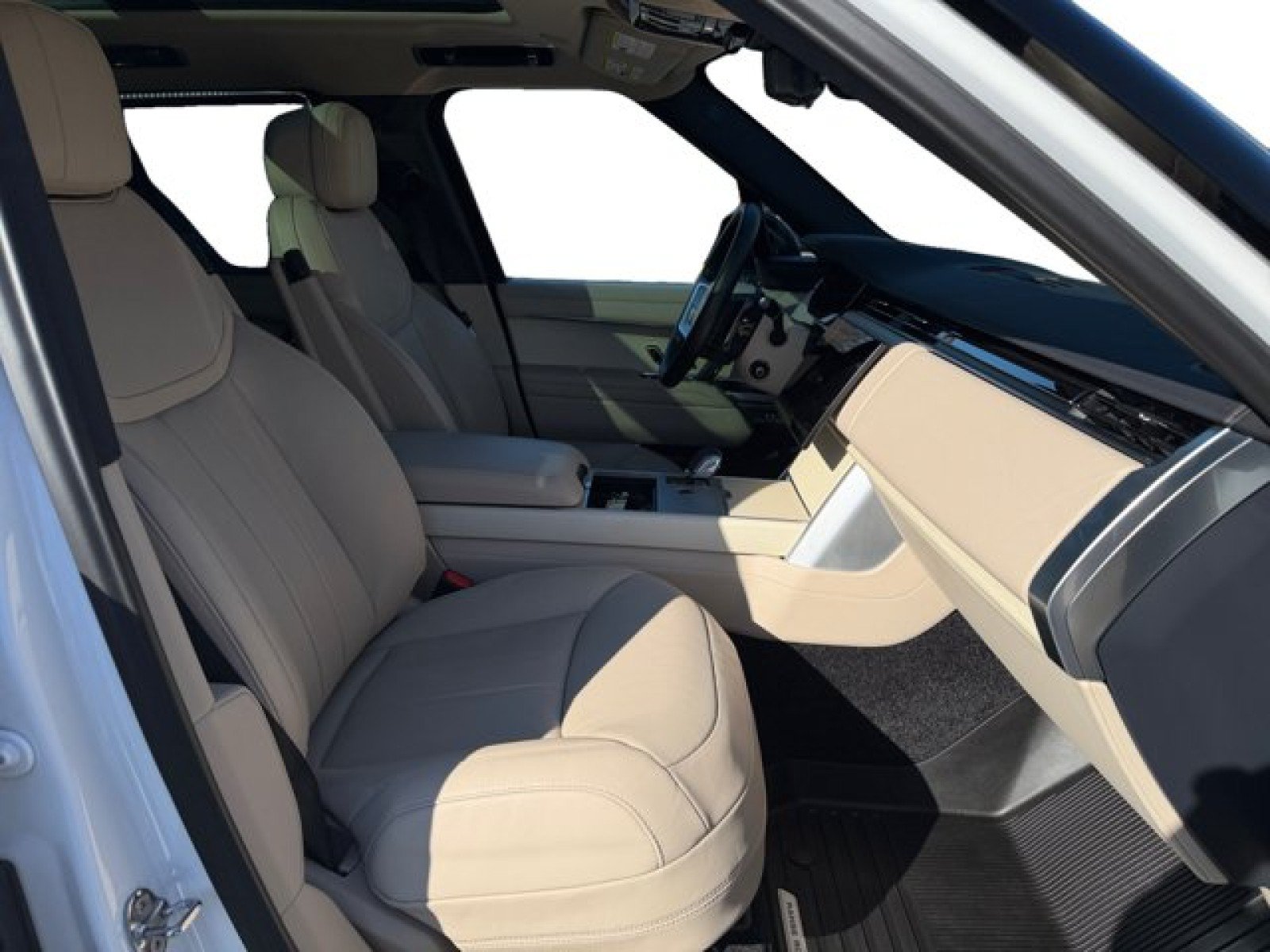 Certified 2024 Land Rover Range Rover SE AWD/4WD image 20