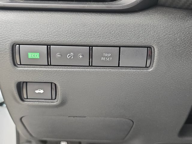 Used 2025 Nissan Sentra S FWD image 34
