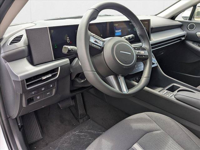 New 2025 Hyundai Sonata SEL FWD image 3