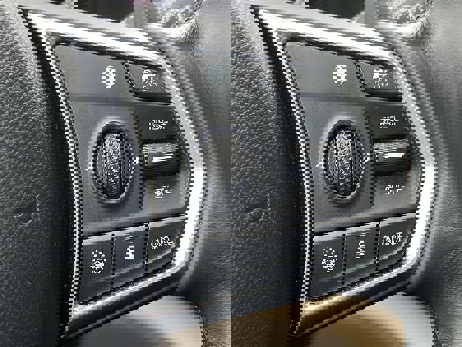 Used 2023 Acura MDX image 31