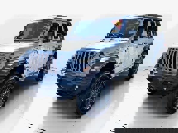 Used 2024 Jeep Wrangler Sport S image 6