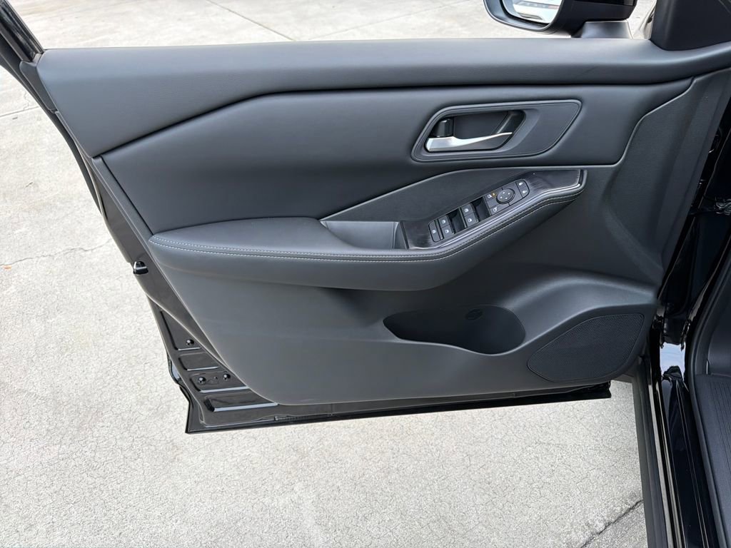 New 2026 Nissan Rogue SV image 16