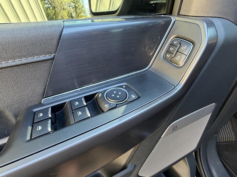 Used 2025 Ford F150 Lariat AWD/4WD image 28