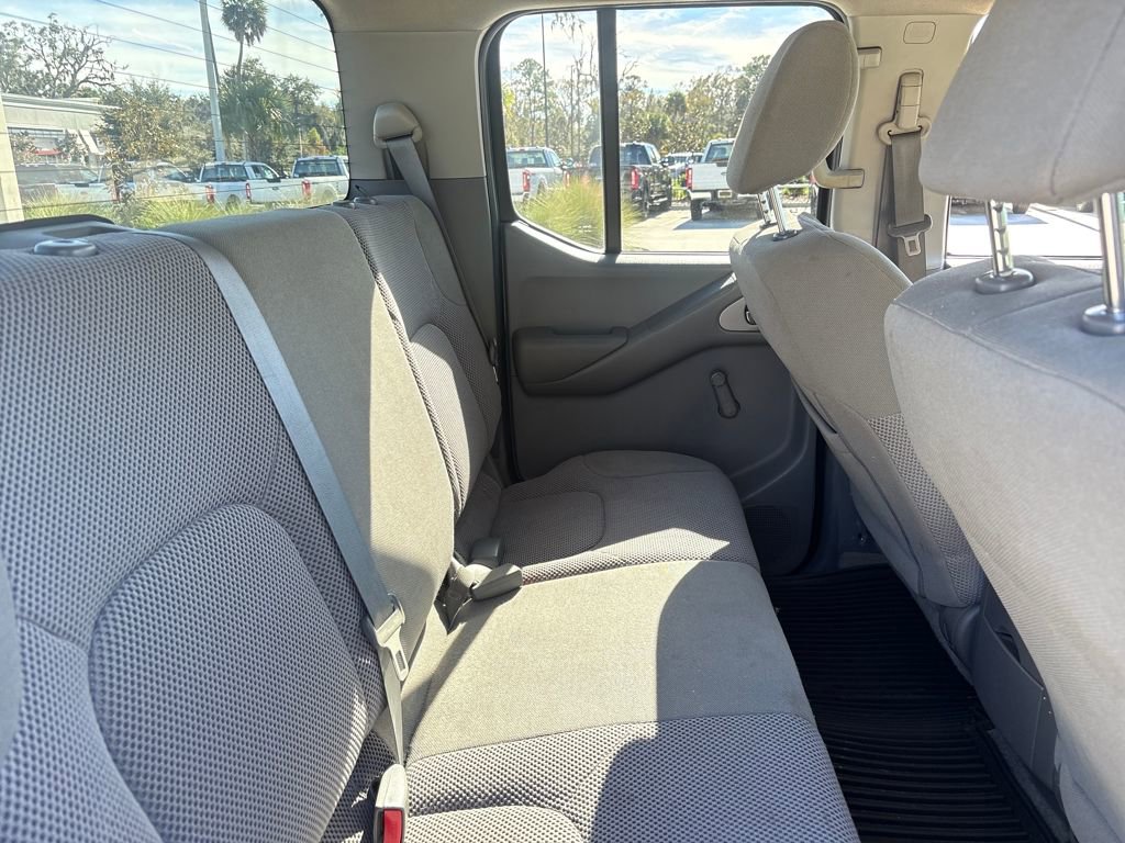 Used 2018 Nissan Frontier S image 29