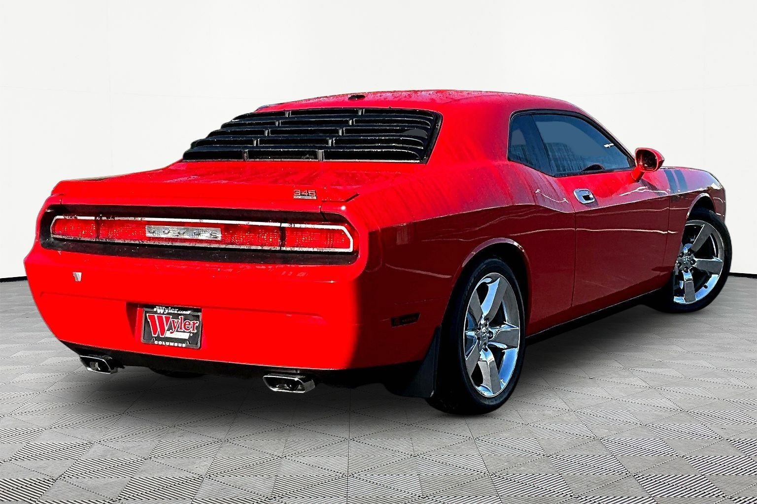 Used 2010 Dodge Challenger R/T RWD image 6