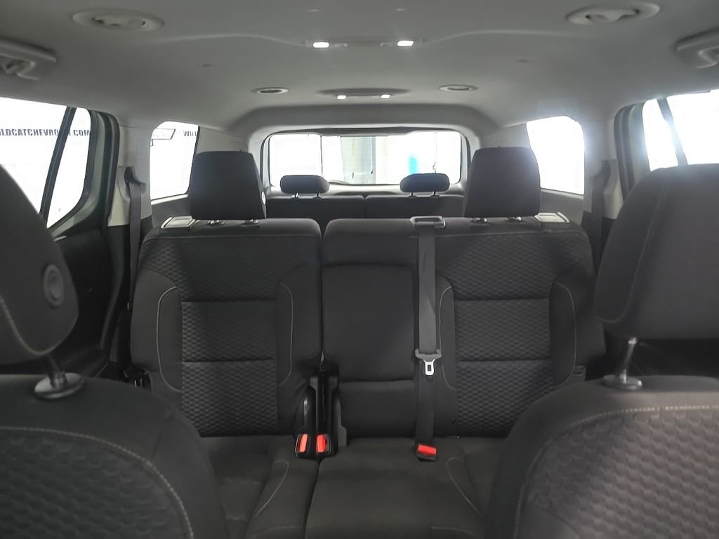 Used 2017 GMC Acadia SLE image 17