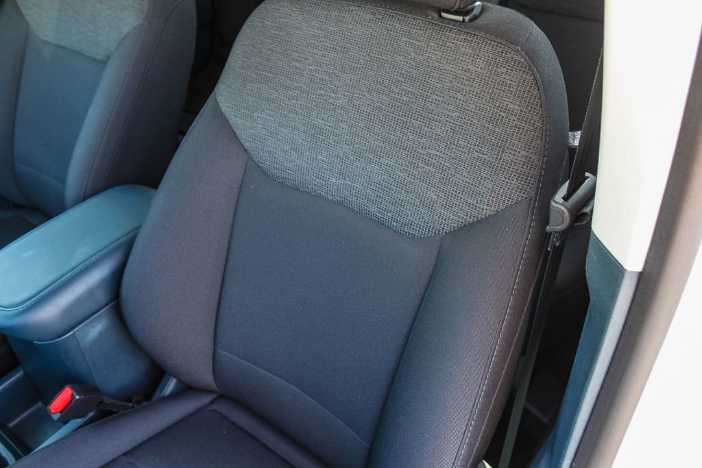 Used 2025 Ford Maverick XL w/ Equipment Group 102A image 30