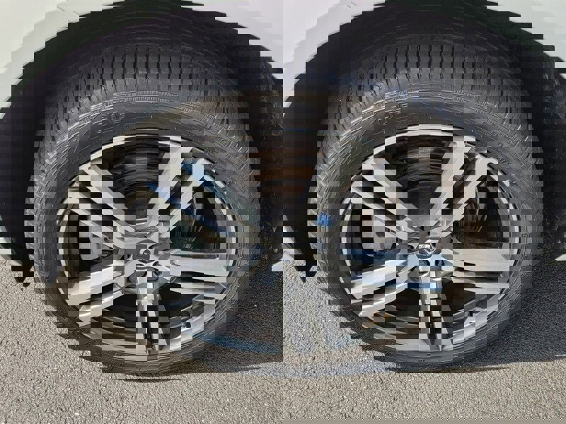 Used 2020 Volvo XC60 T6 Momentum w/ Protection Package image 17