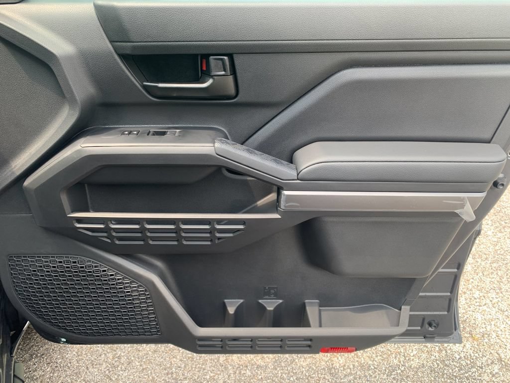 New 2026 Toyota Tacoma SR5 AWD/4WD image 18