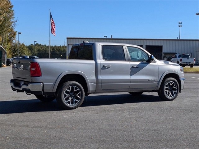 New 2025 RAM 1500 Laramie image 4