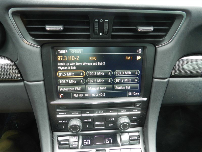 Used 2014 Porsche 911 Turbo S AWD/4WD image 21