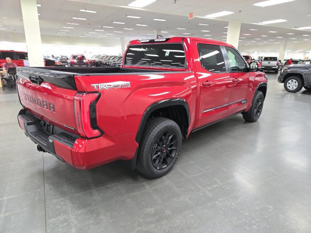 New 2026 Toyota Tundra Platinum w/ TRD Off-Road Package AWD/4WD image 5