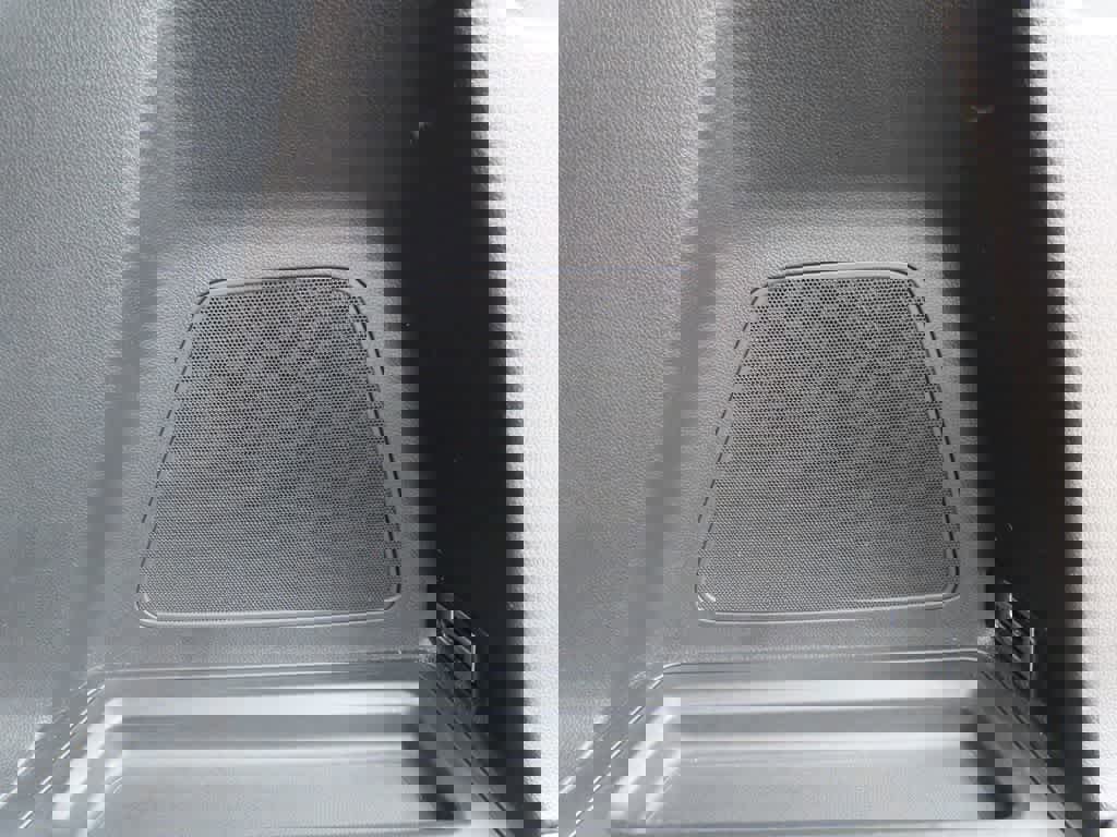 Certified 2023 Honda Pilot Touring image 13