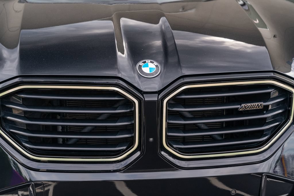 Used 2023 BMW XM AWD/4WD image 6