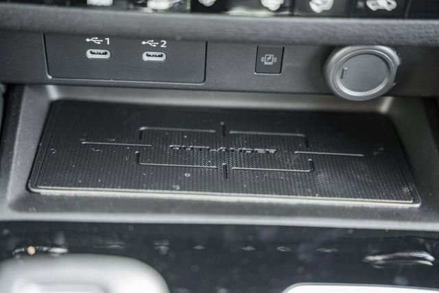 New 2025 Mitsubishi Outlander SE image 25