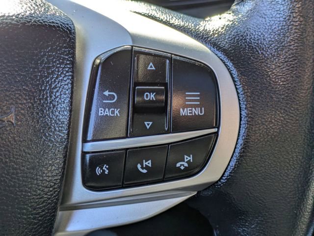 Used 2022 Ford Explorer XLT w/ Equipment Group 202A image 18