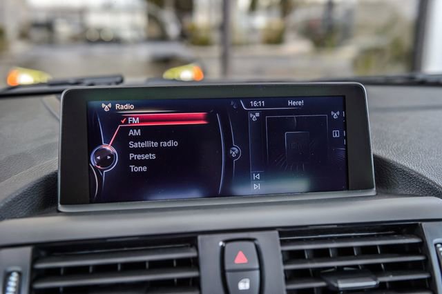 Used 2014 BMW M235i Coupe image 20