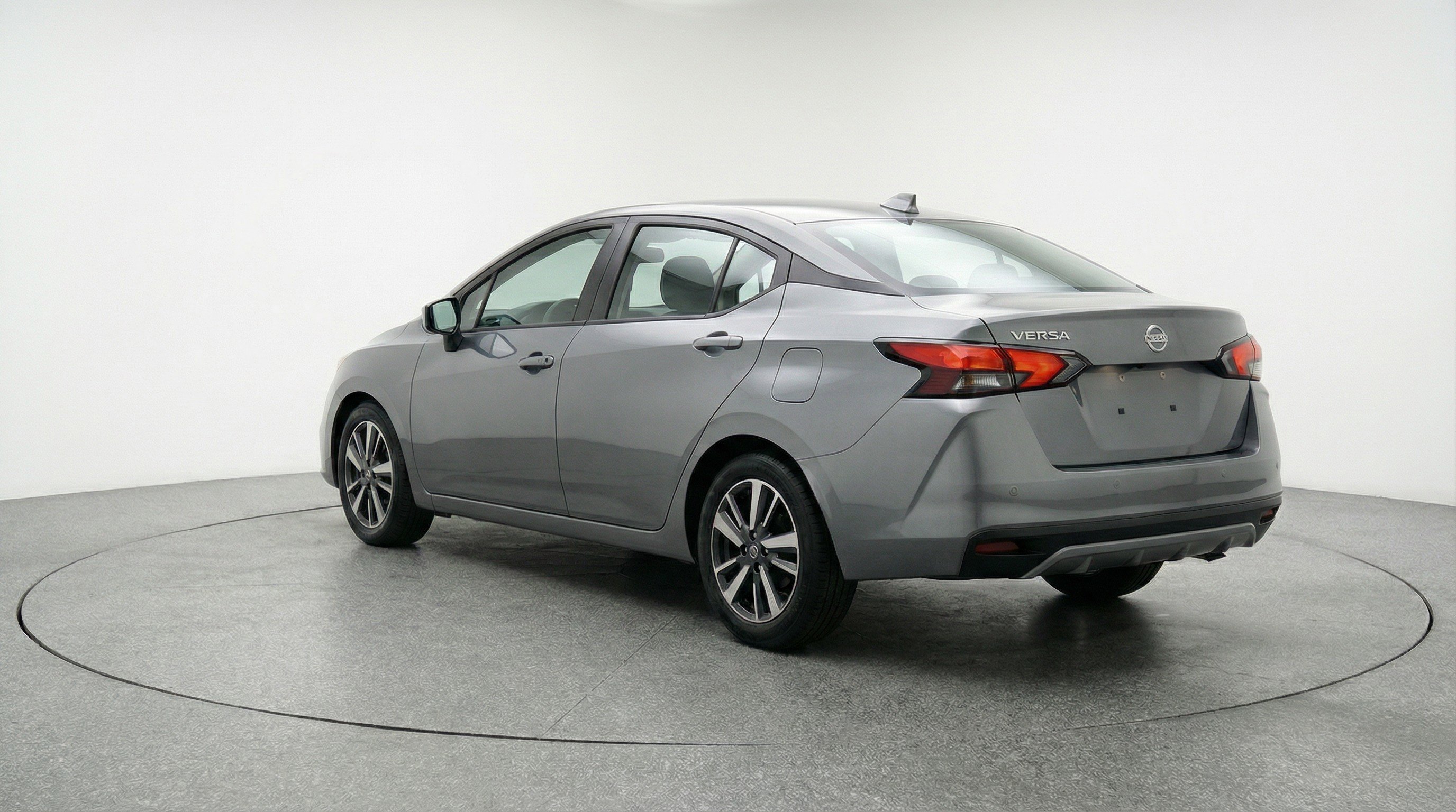 Used 2025 Nissan Versa SV FWD image 6