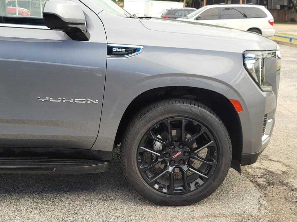 Used 2022 GMC Yukon XL SLE AWD/4WD image 8