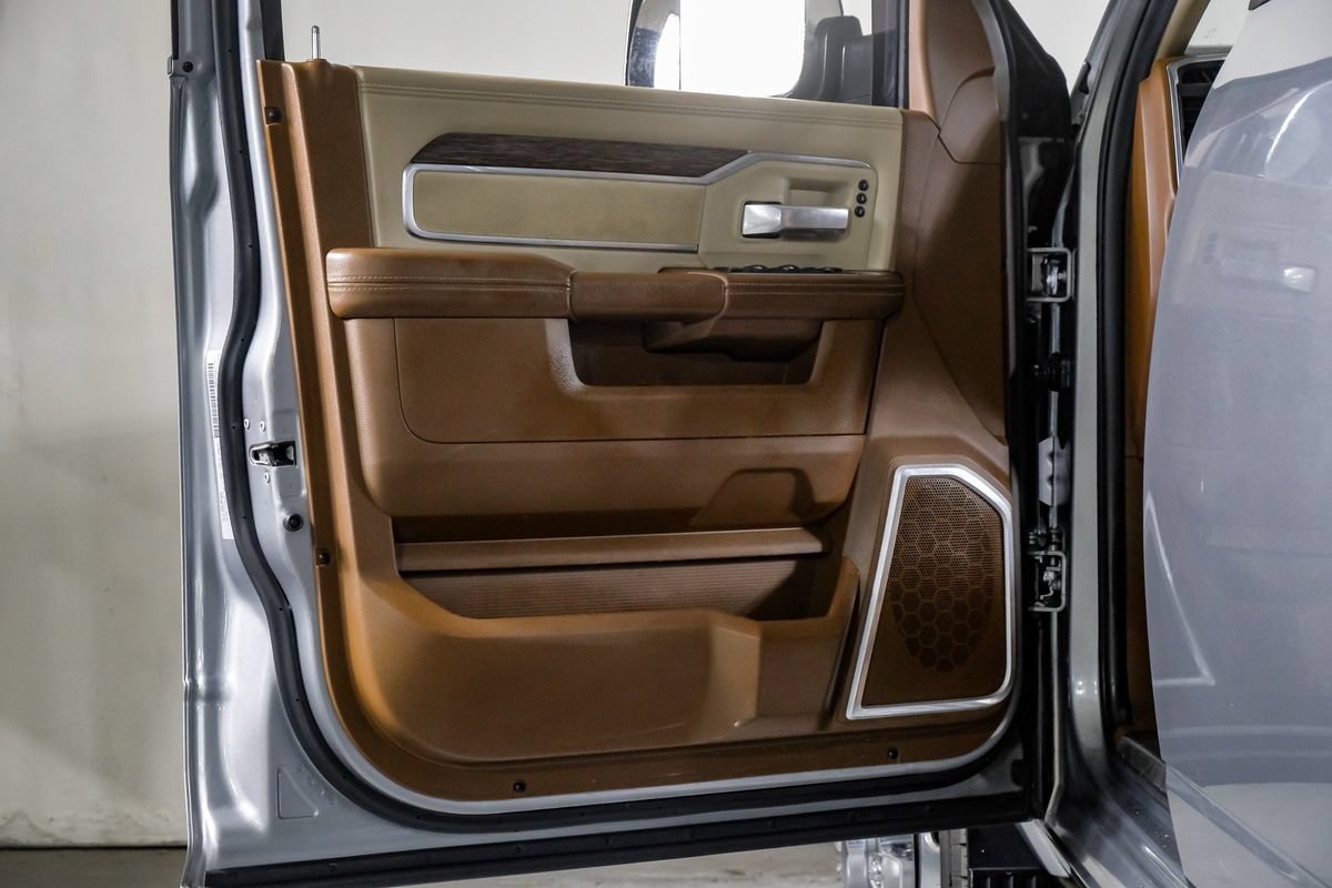 Used 2019 RAM 3500 Laramie AWD/4WD image 33