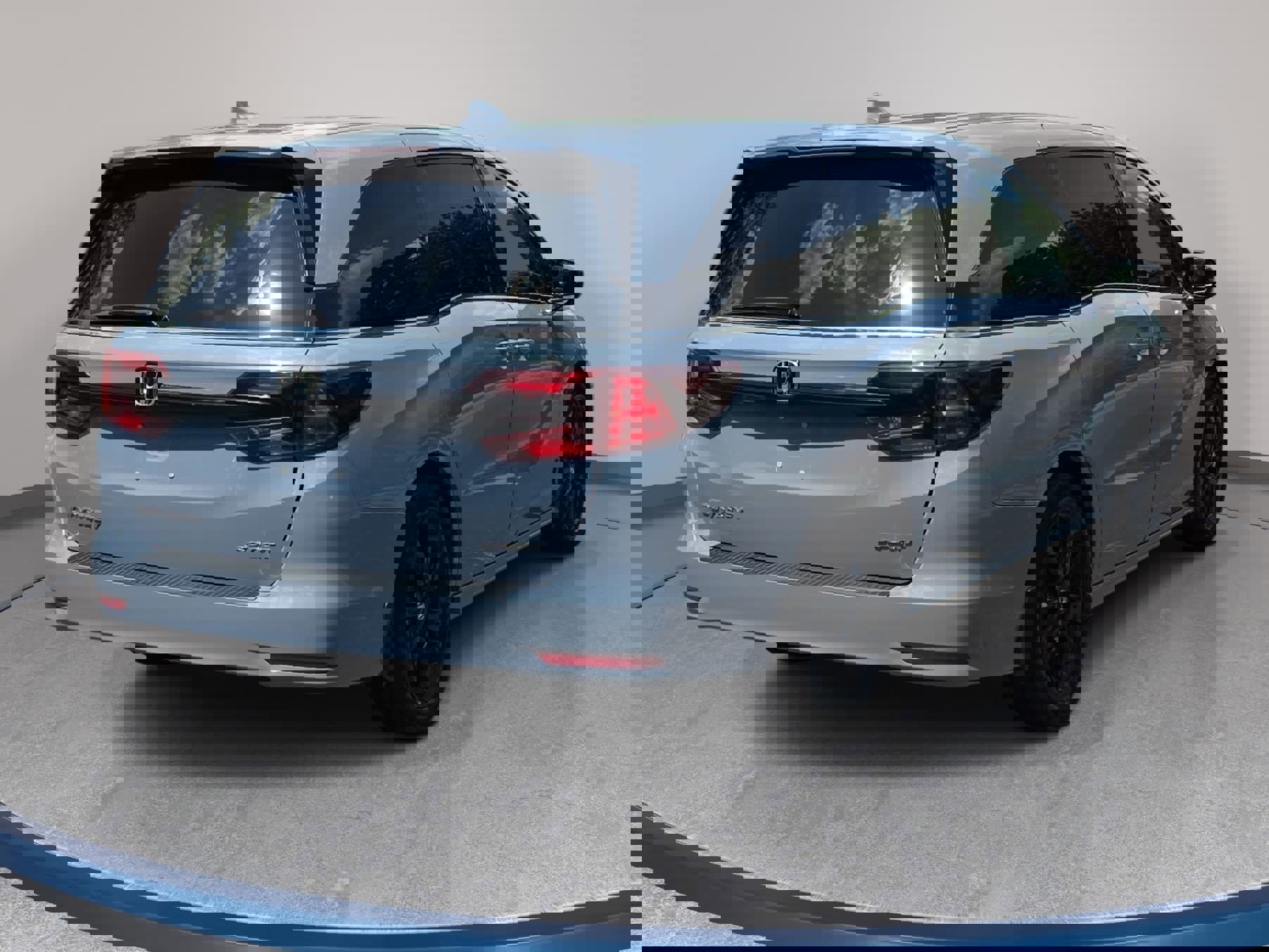 Used 2024 Honda Odyssey Sport image 5