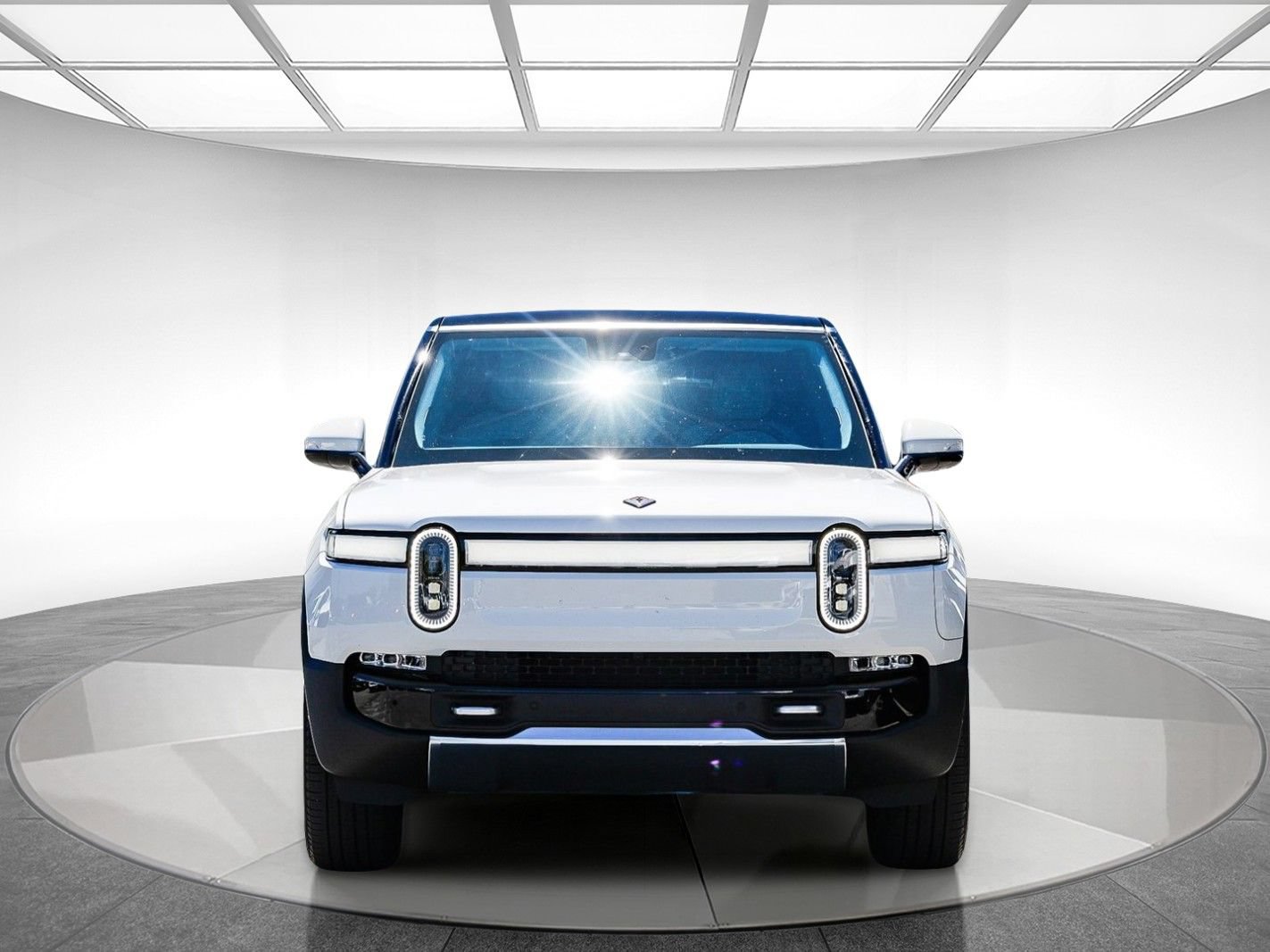 Used 2024 Rivian R1S Adventure AWD/4WD image 6