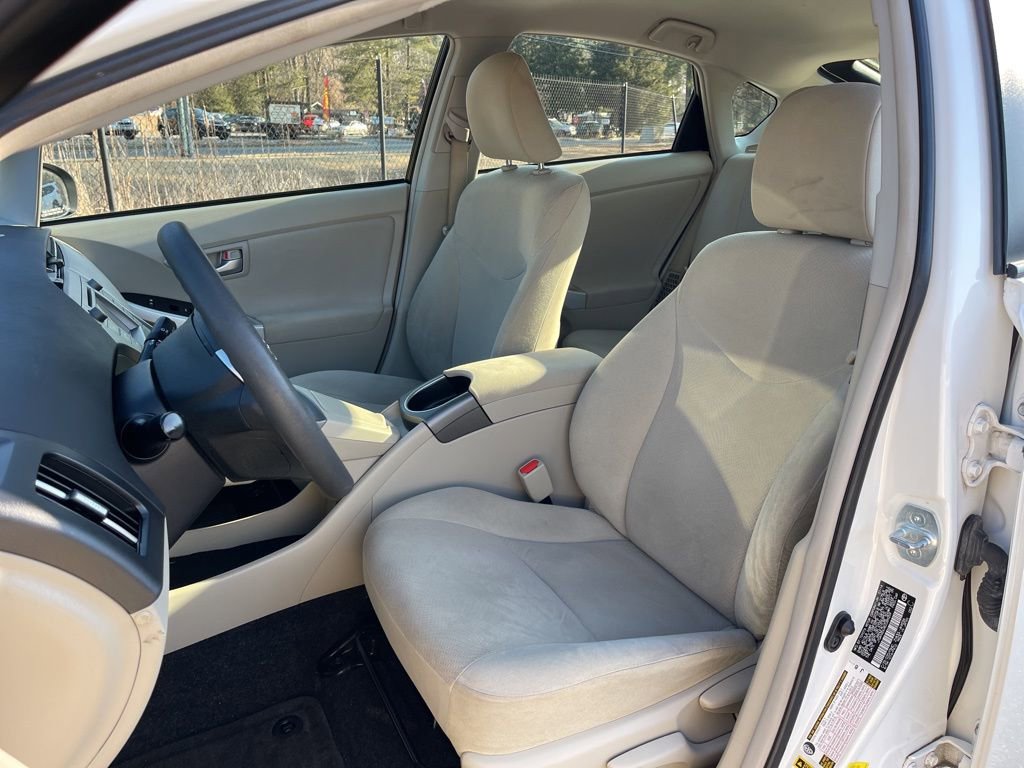 Used 2014 Toyota Prius Two image 19