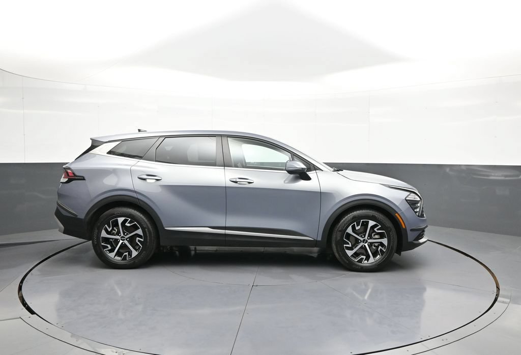 Certified 2024 Kia Sportage EX FWD image 5