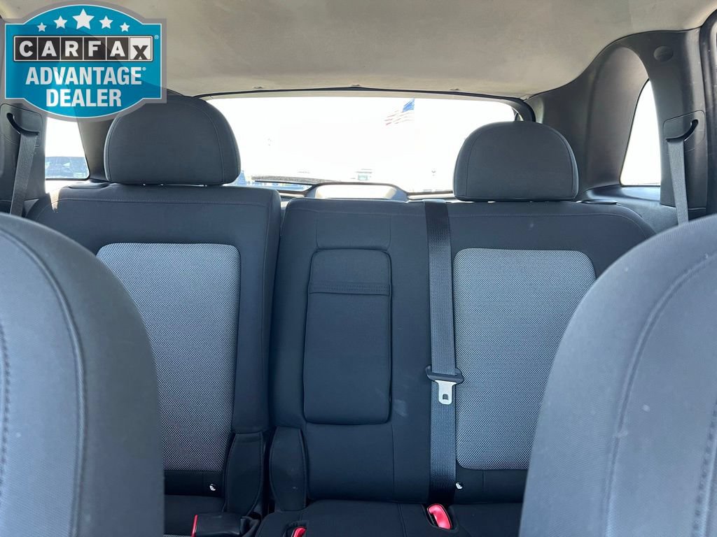Certified 2013 Chevrolet Captiva Sport LT FWD image 17