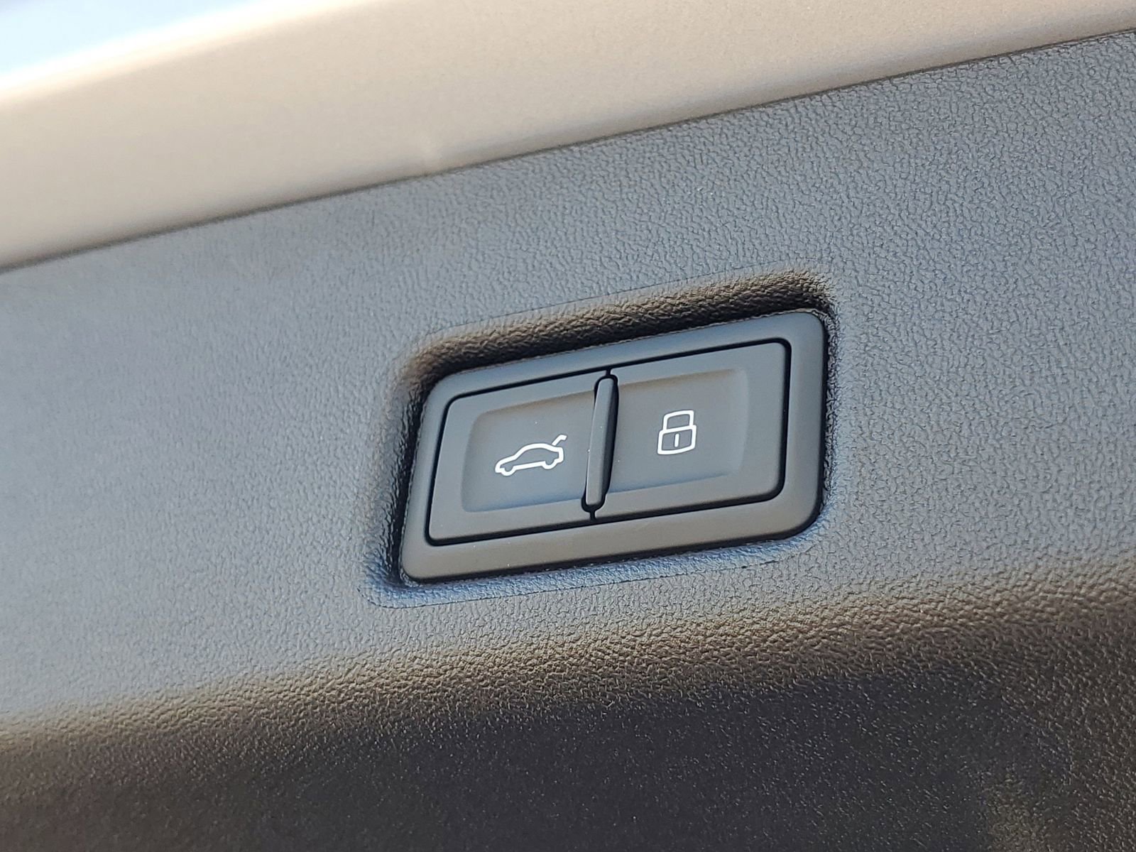 New 2025 Audi Q5 Premium Plus image 10