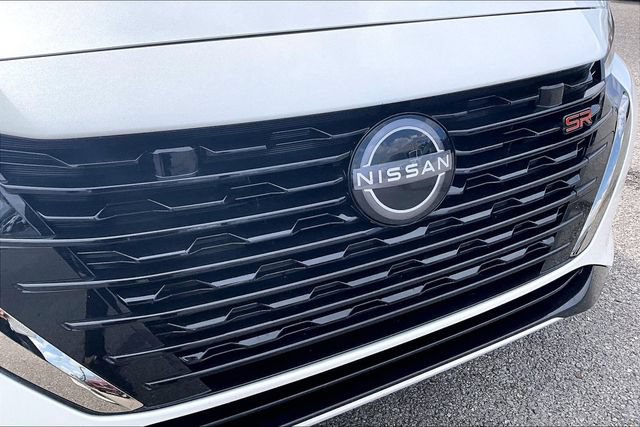 Certified 2025 Nissan Sentra SR w/ Lighting Package FWD image 32
