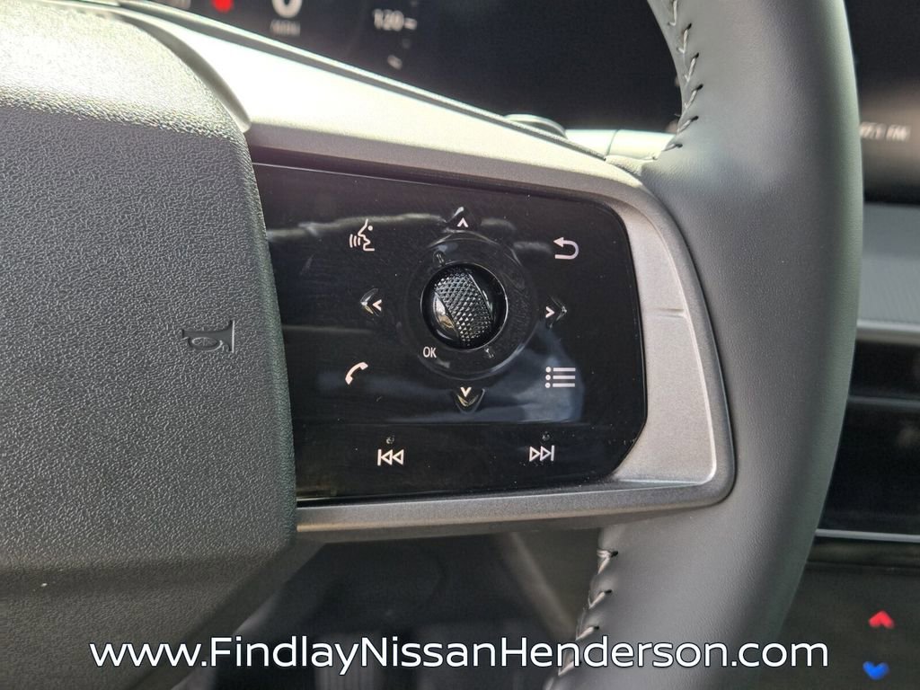 Used 2025 Nissan Murano SV image 24