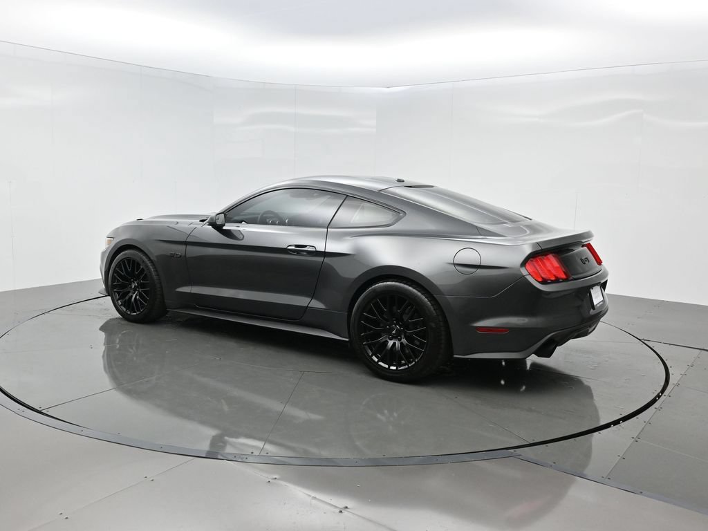Used 2017 Ford Mustang GT Premium w/ GT Performance Package RWD image 3