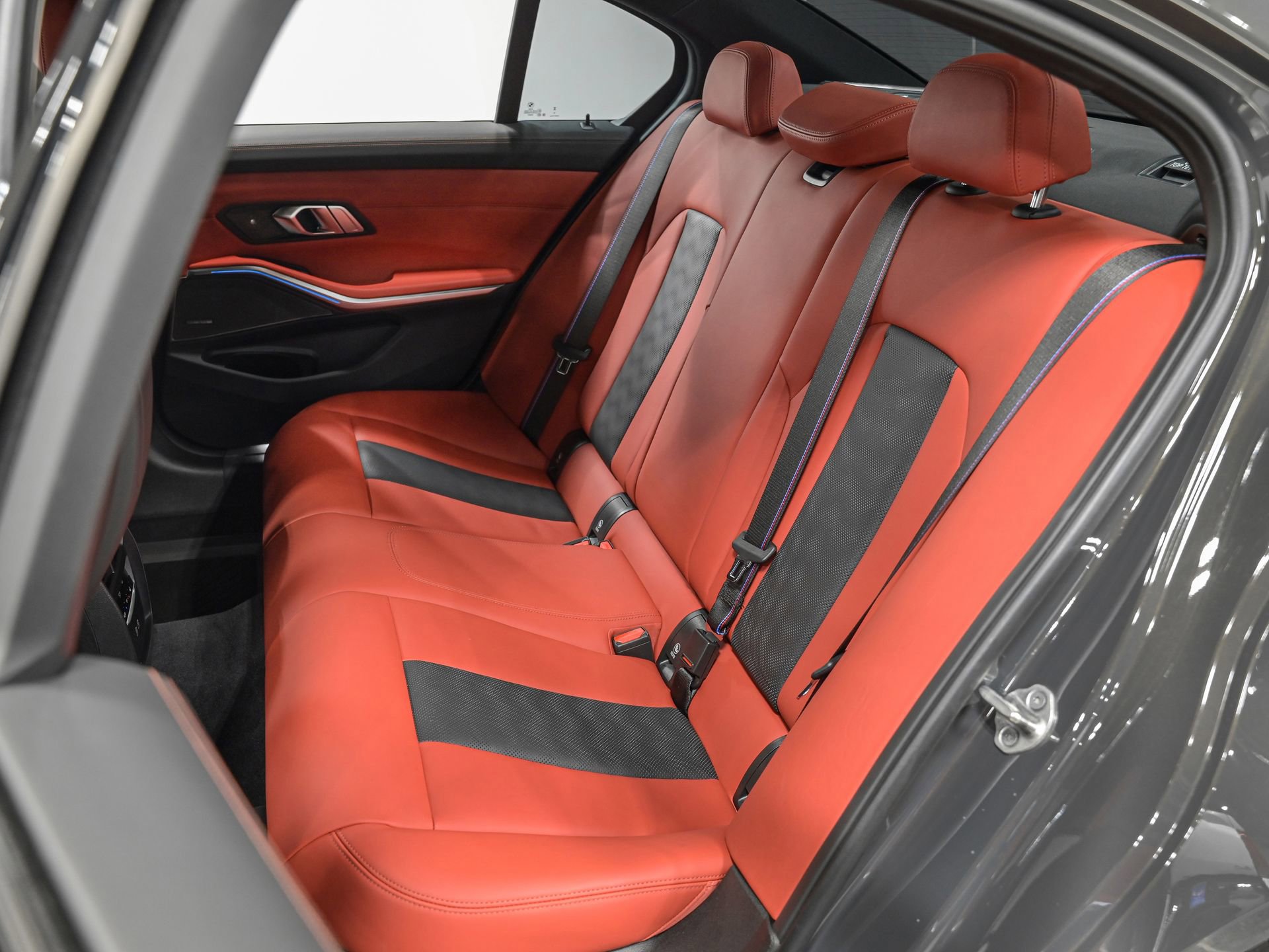 Used 2023 BMW M3 Competition w/ M Carbon Exterior Package image 27