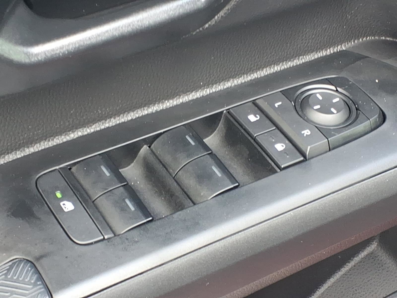 Certified 2025 Toyota Tacoma SR5 image 14