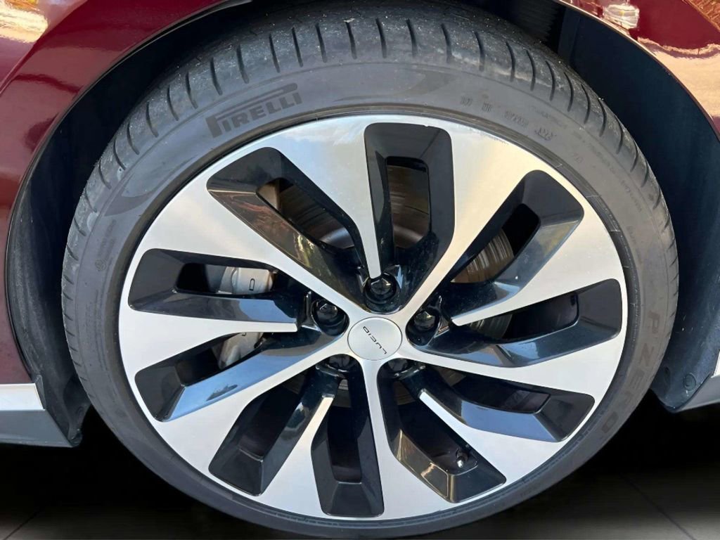 Used 2022 Lucid Air Grand Touring image 40