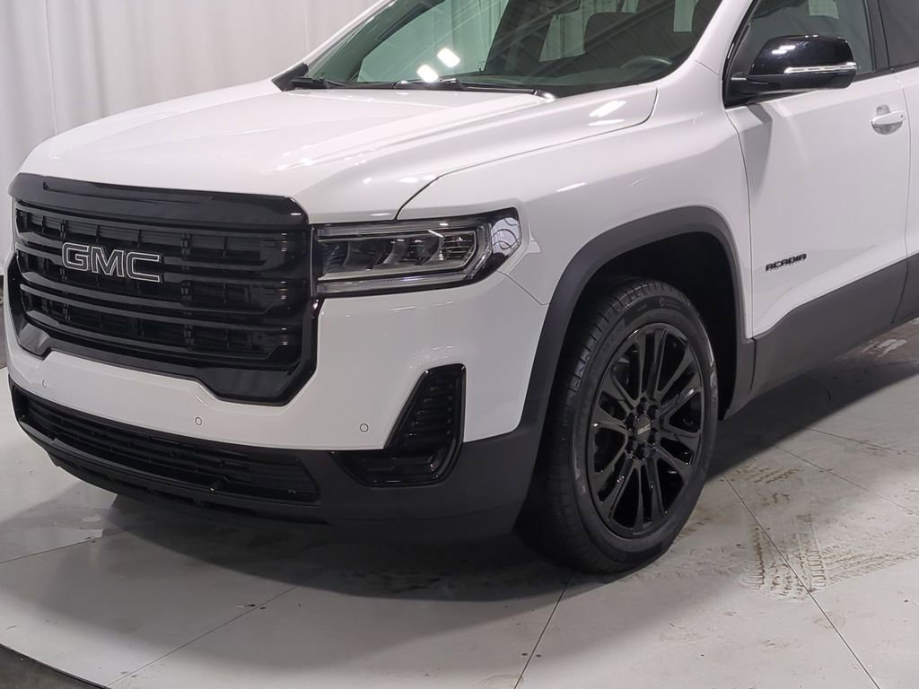 Used 2023 GMC Acadia SLE w/ Driver Convenience Package image 11