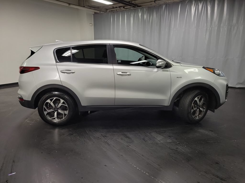 Used 2020 Kia Sportage LX AWD/4WD image 10