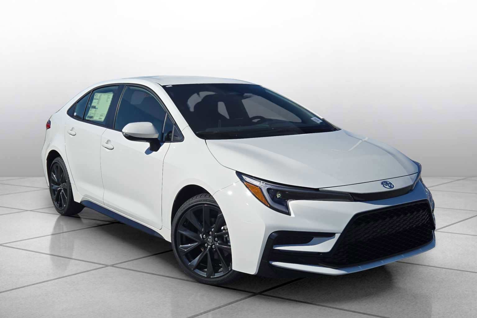 New 2026 Toyota Corolla SE image 2