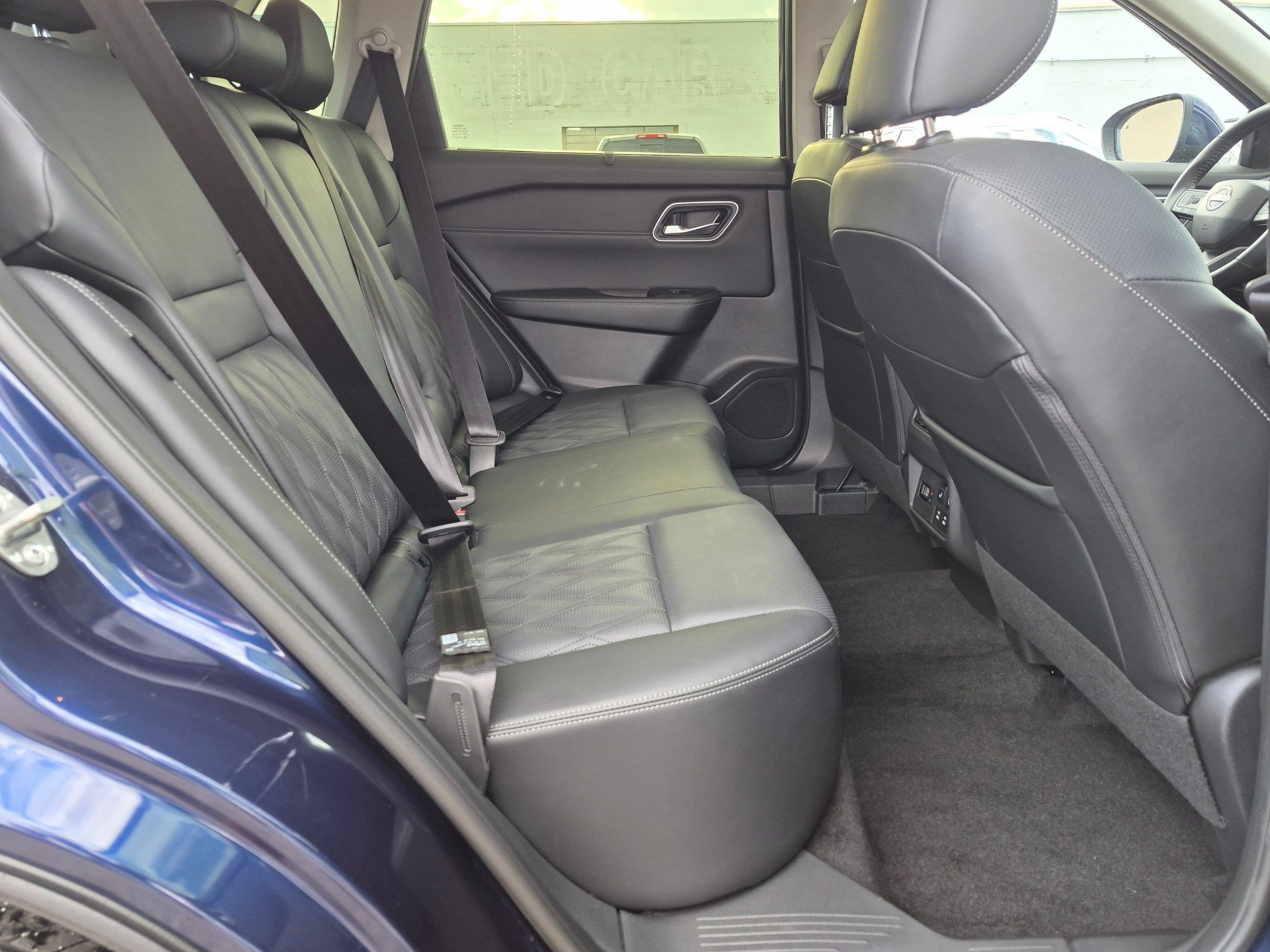 Used 2026 Nissan Rogue Platinum w/ Platinum Premium Package AWD/4WD image 30