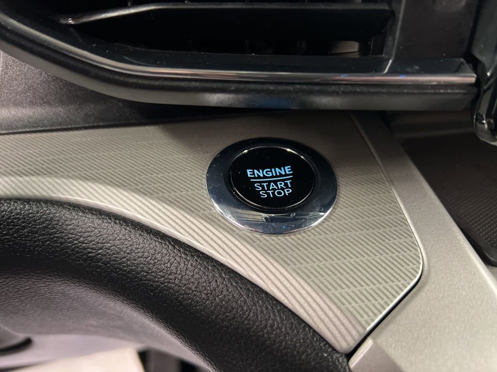 Certified 2023 Ford Explorer XLT w/ Equipment Group 202A image 17