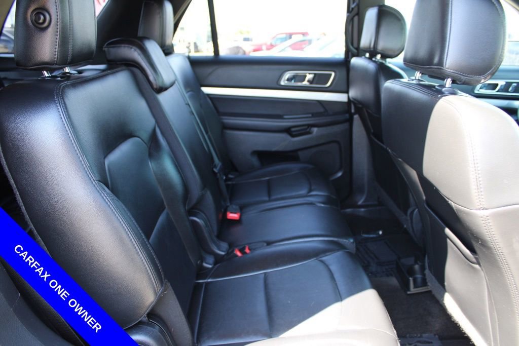 Used 2016 Ford Explorer XLT w/ Equipment Group 202A image 24